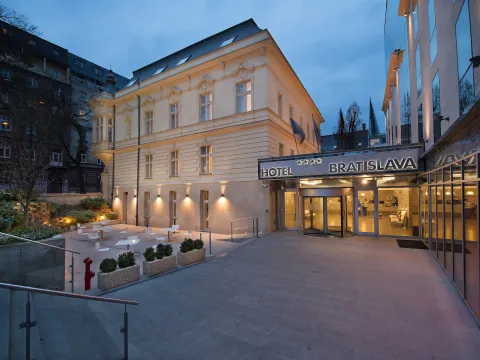 LOFT Premium & Wilson Palace